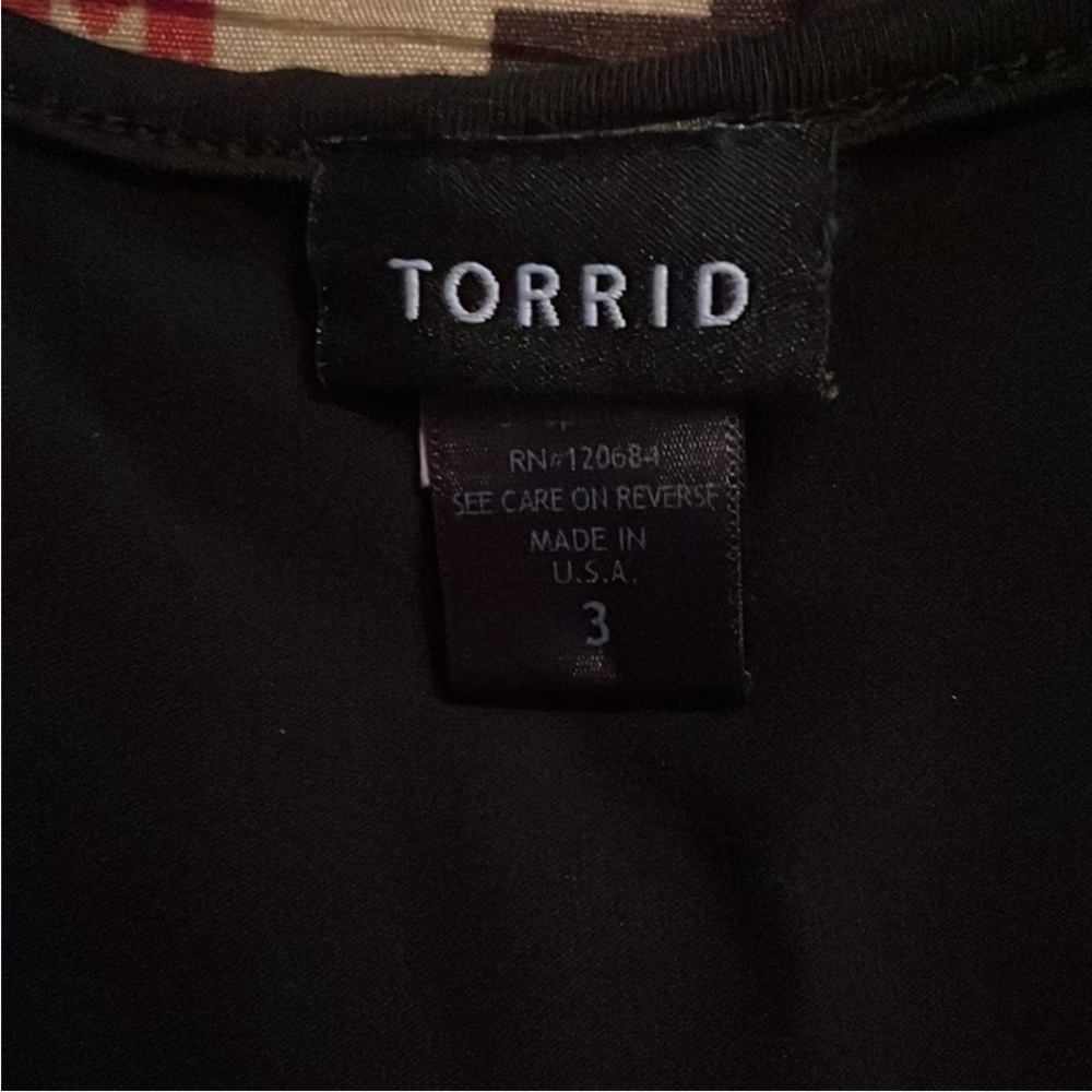 Torrid gently used asymmetrical skater dress​ - Picture 3 of 3